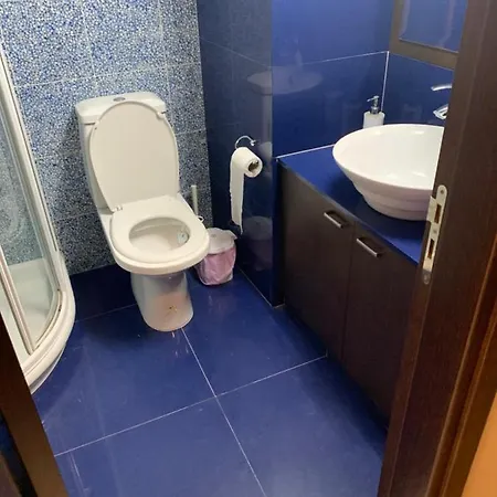 Stadem Court 17 *